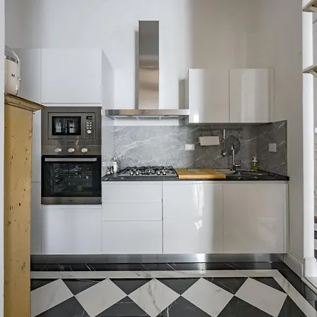 - Frescoes Elegance Appartement *