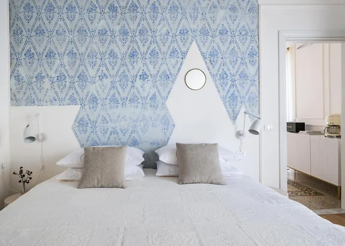 - Frescoes Elegance * فلورنس