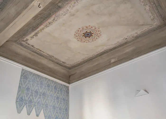 - Frescoes Elegance شقة