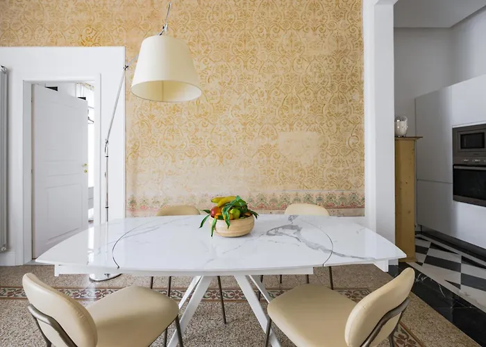 - Frescoes Elegance شقة